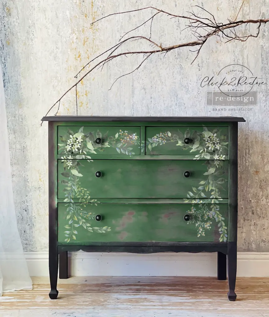 22 - 666774_1-12x12-greenlevaes_01-COUNTRY-CHARM_mockup-copy.webp