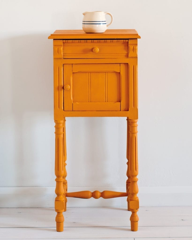 46 Barcelona-Orange-side-table-1600.webp