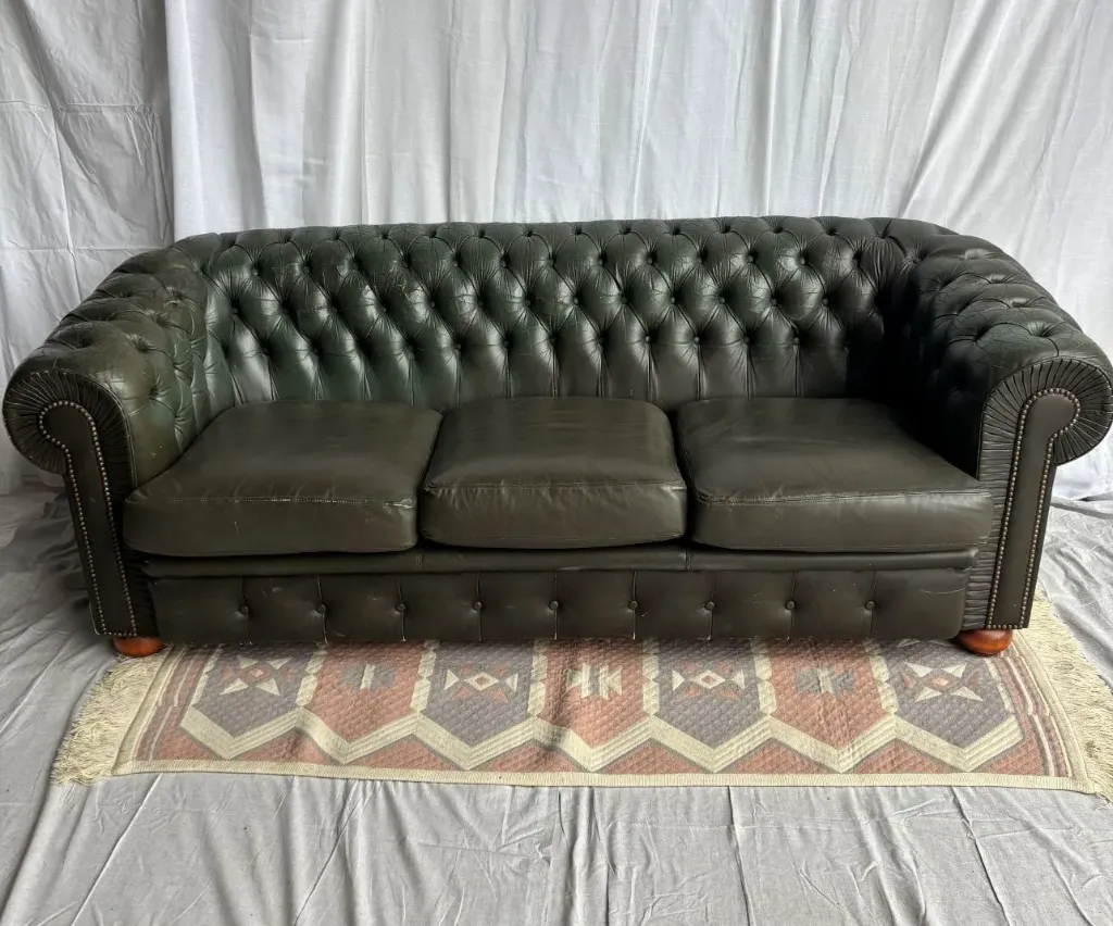 [F0135] Sofa Chester