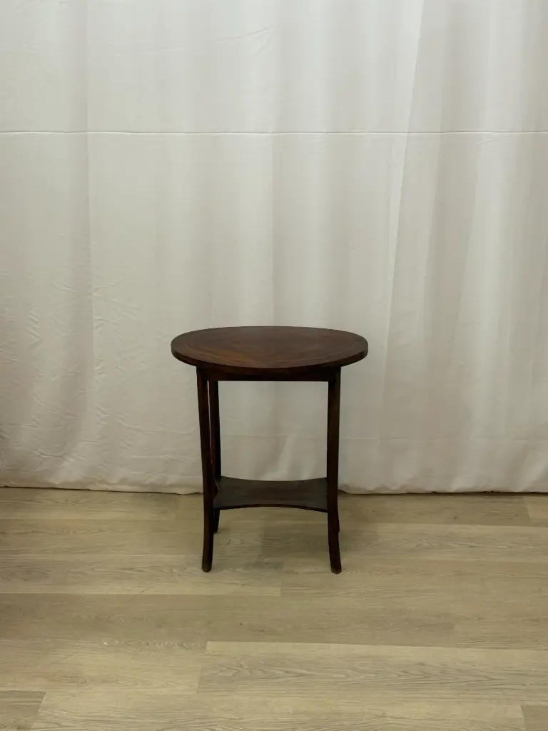 Tauleta auxiliar ovalada