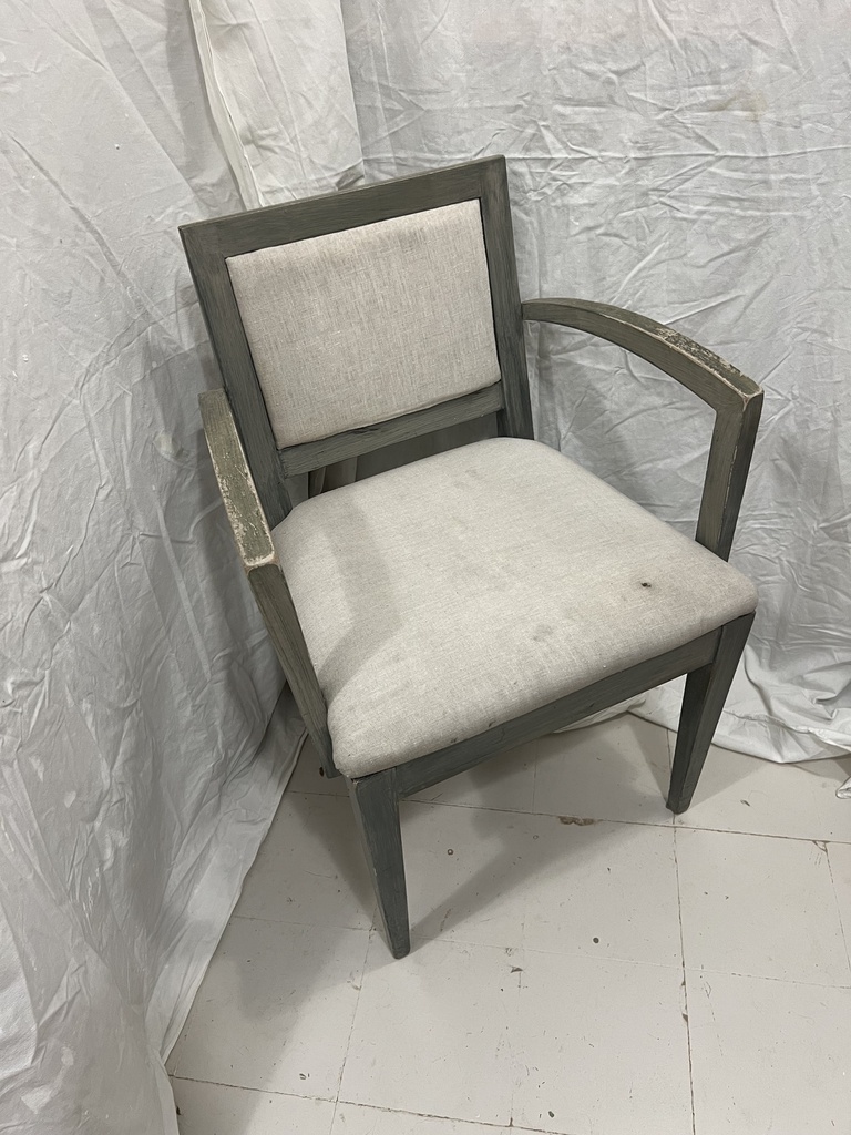 [F099] Cadira amb braços