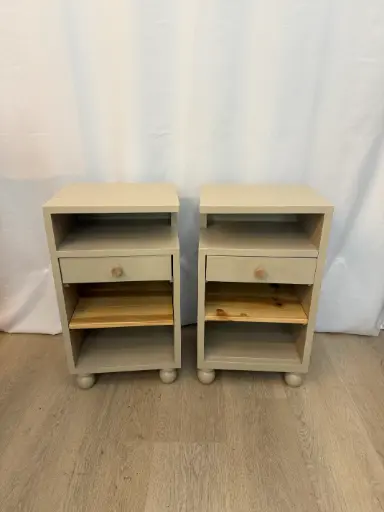 2 Tauletes de nit (preu unit)